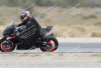 media/May-05-2025-Moto Forza (Mon) [[3c1838c5e5]]/2-B Group/Session 3 (Panning Test Turn 14 Inside)/